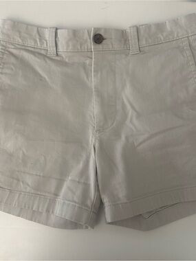 Women’s J. Crew Light Gray/beige Chino Shorts 5” inseam size 28